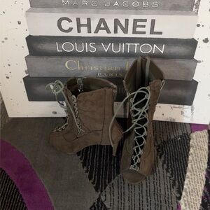 Women's Brown Lace-Up Boots